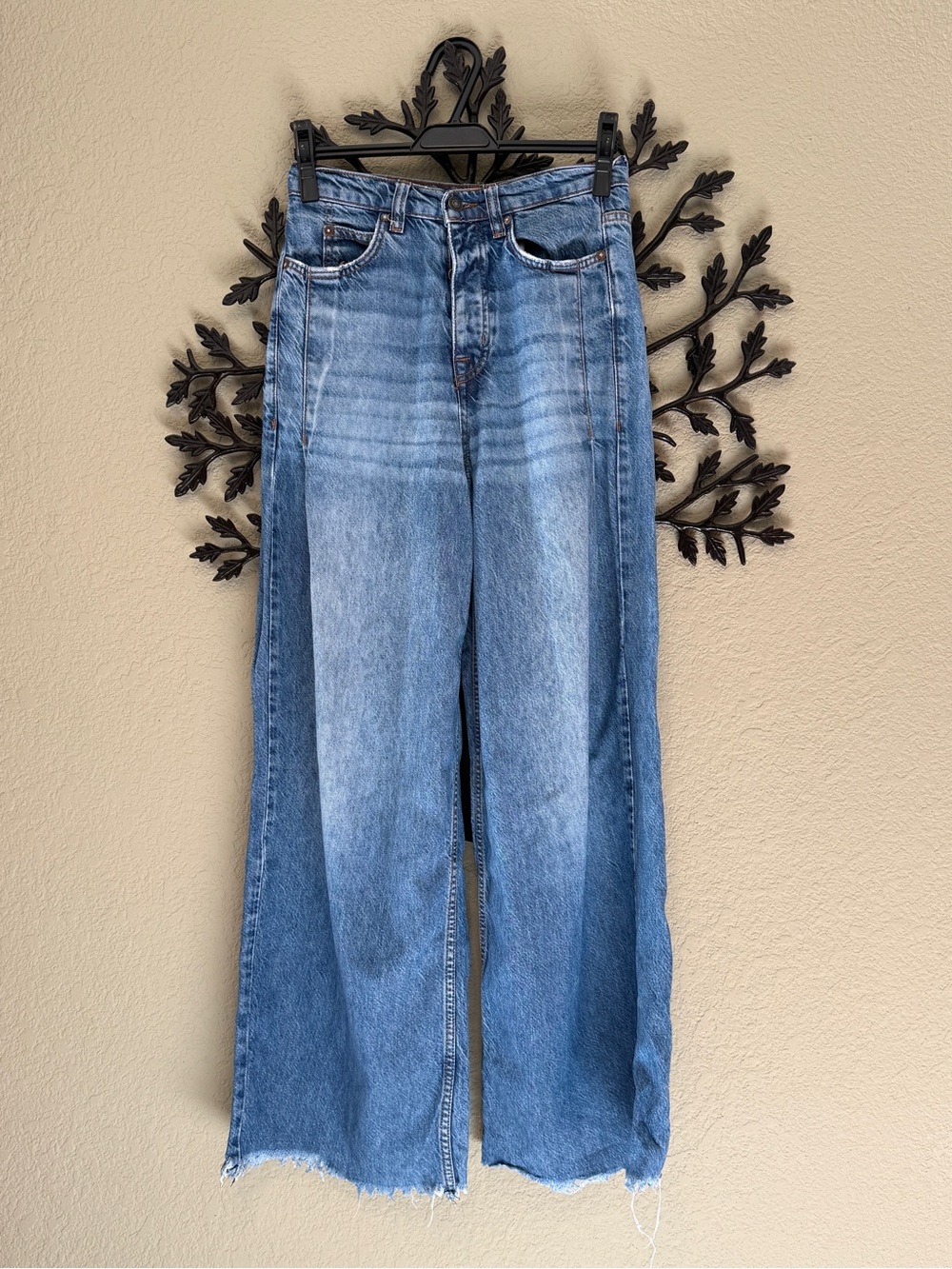 We The Free Old West Slouchy High rise wide leg jeans Size 25 Great condition